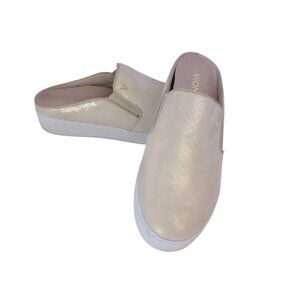 Vionic Dakota Size 9 Slip On Cream Shimmer Leather Mule Loafers SZ 7B